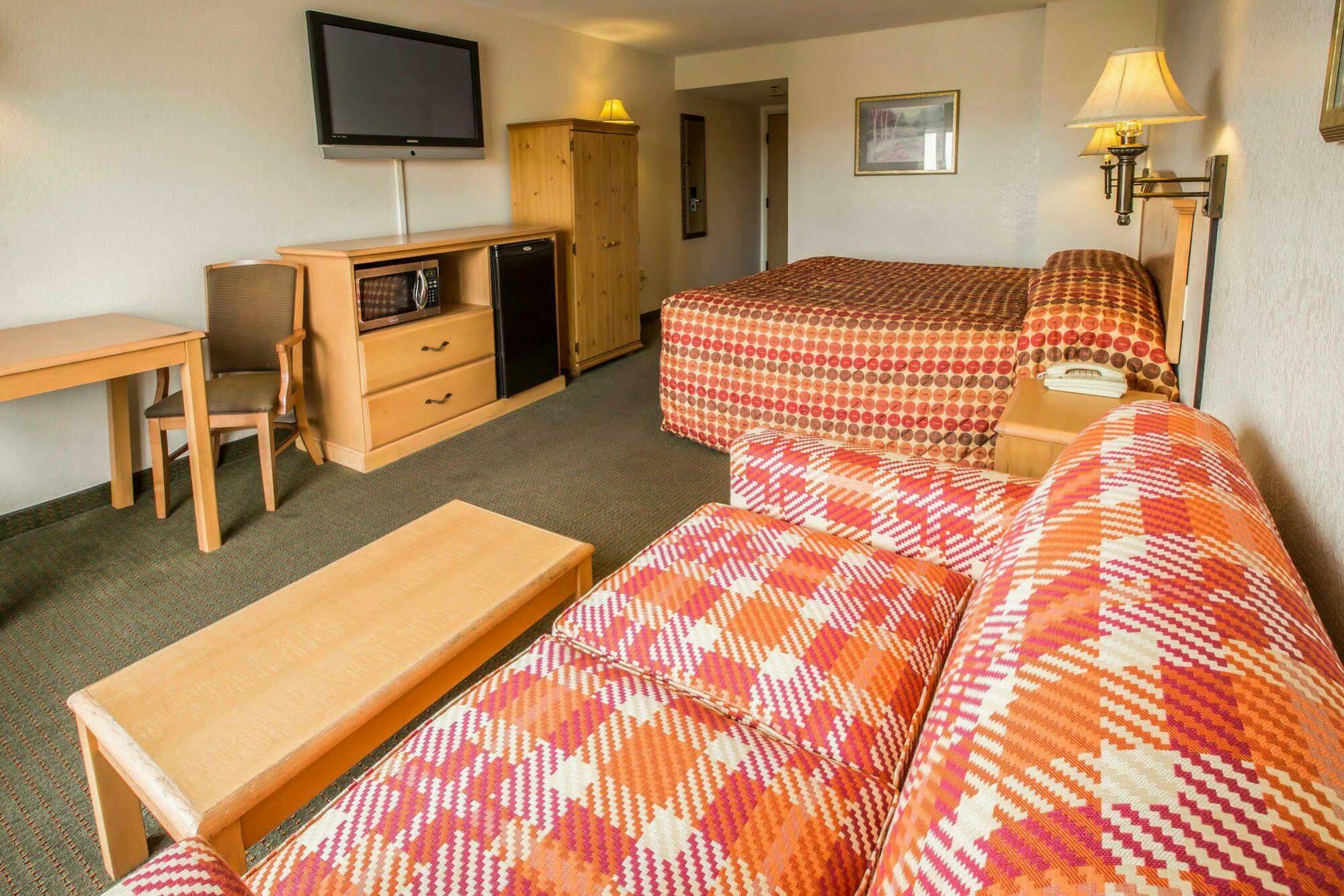 Rodeway Inn & Suites Near Outlet Mall - Asheville Exteriör bild