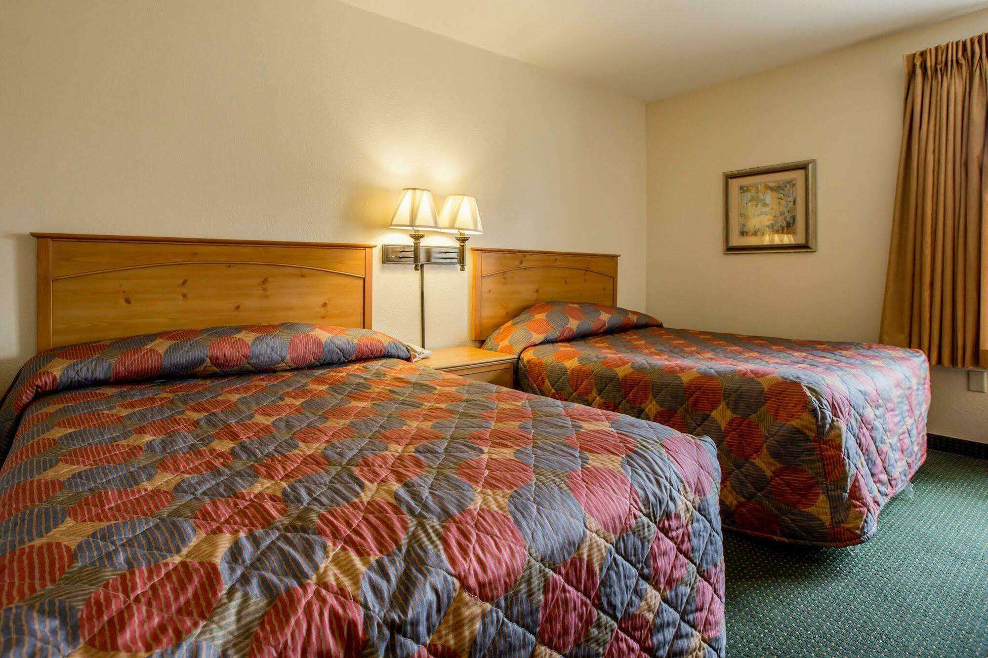 Rodeway Inn & Suites Near Outlet Mall - Asheville Exteriör bild